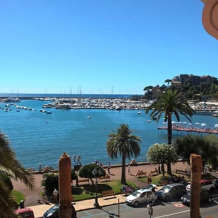 Blurapallo Buitenkant foto